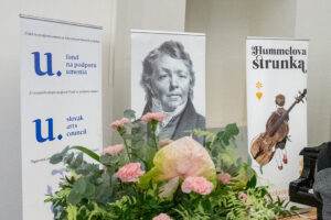 Hummelova-strunka-2026-w