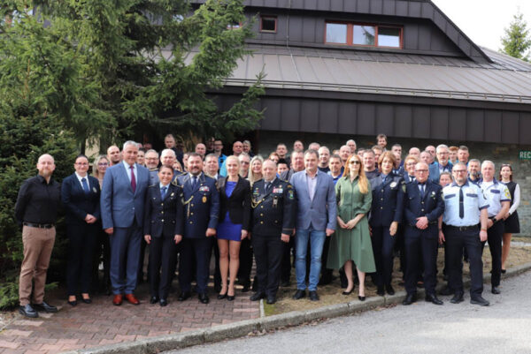 Mestská polícia na seminári pre preventistov