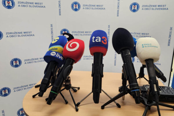 SK8 a ZMOS predstavili spoločný dokument k reforme verejnej správy